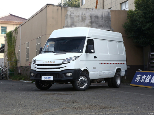 앞 4 후방 4 레이더 17 좌석 MPV Iveco 디젤 상업용 차량