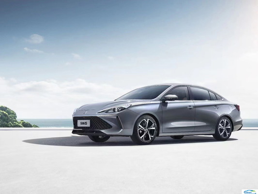 ROEWE 2023-2024 콤팩트 가솔린 세단 수동 운전석 조정 및 저렴한 가격