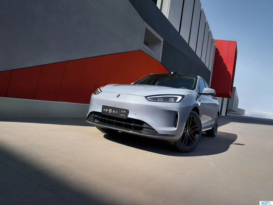 2024 쉐보레 크루즈 몬자 세단 1.5L 1.3T 후면 카메라 EV 승용차