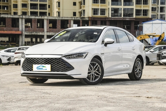 최고 속도는 185km/h BYD 킨 플러스 Dm-2024 Dm-I 글로리 버전 55Km Beyond 세단 PHEV