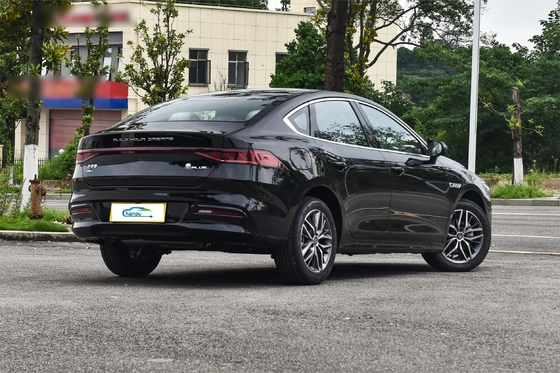 최고 속도는 185km/h BYD 킨 플러스 Dm-2024 Dm-I 글로리 버전 55Km Beyond 세단 PHEV