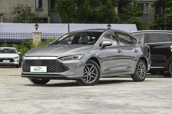 Byd Qin 플러스 Dm-2024 Dm-I 호너 버전 컴팩트 세단 PHEV 자동차 최대 속도 120km