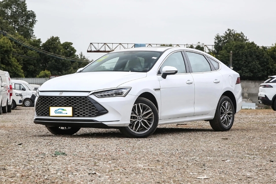 Byd Qin 플러스 Dm-2024 Dm-I 호너 버전 컴팩트 세단 PHEV 자동차 최대 속도 120km