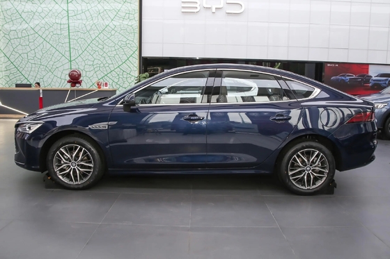 Byd Qin 플러스 Dm-2024 Dm-I 호너 버전 컴팩트 세단 PHEV 자동차 최대 속도 120km