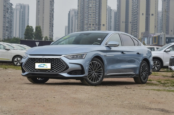 DM-2024 DM-I 명예 버전 121Km PHEV BYD의 중장량 차량에 대한 충전 세단