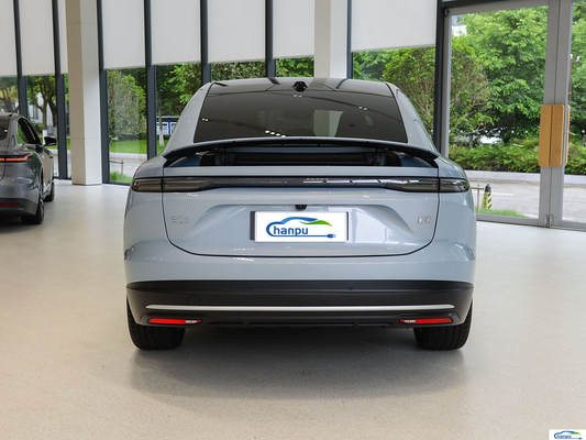 시티 라이빙 EC6-2024 75Kwht 상업용 차량 SUV 전기 차량 Nio 5 문