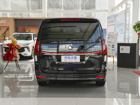 LED 헤드라이트와 자동 변속기 동펜 펑싱 포팅 M7 4도어 7석 MPV