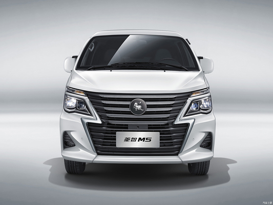 2023 동펜 포팅 린지 5석 중형 MPV 가솔린 자동차 어두운 실내 색상