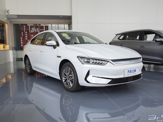 2024 BYD 퀸 플러스 EV와 DM-i 하이브리드 세단으로 운전 경험을 혁신하세요